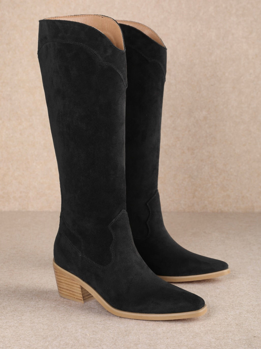 Juliette Boot in Black