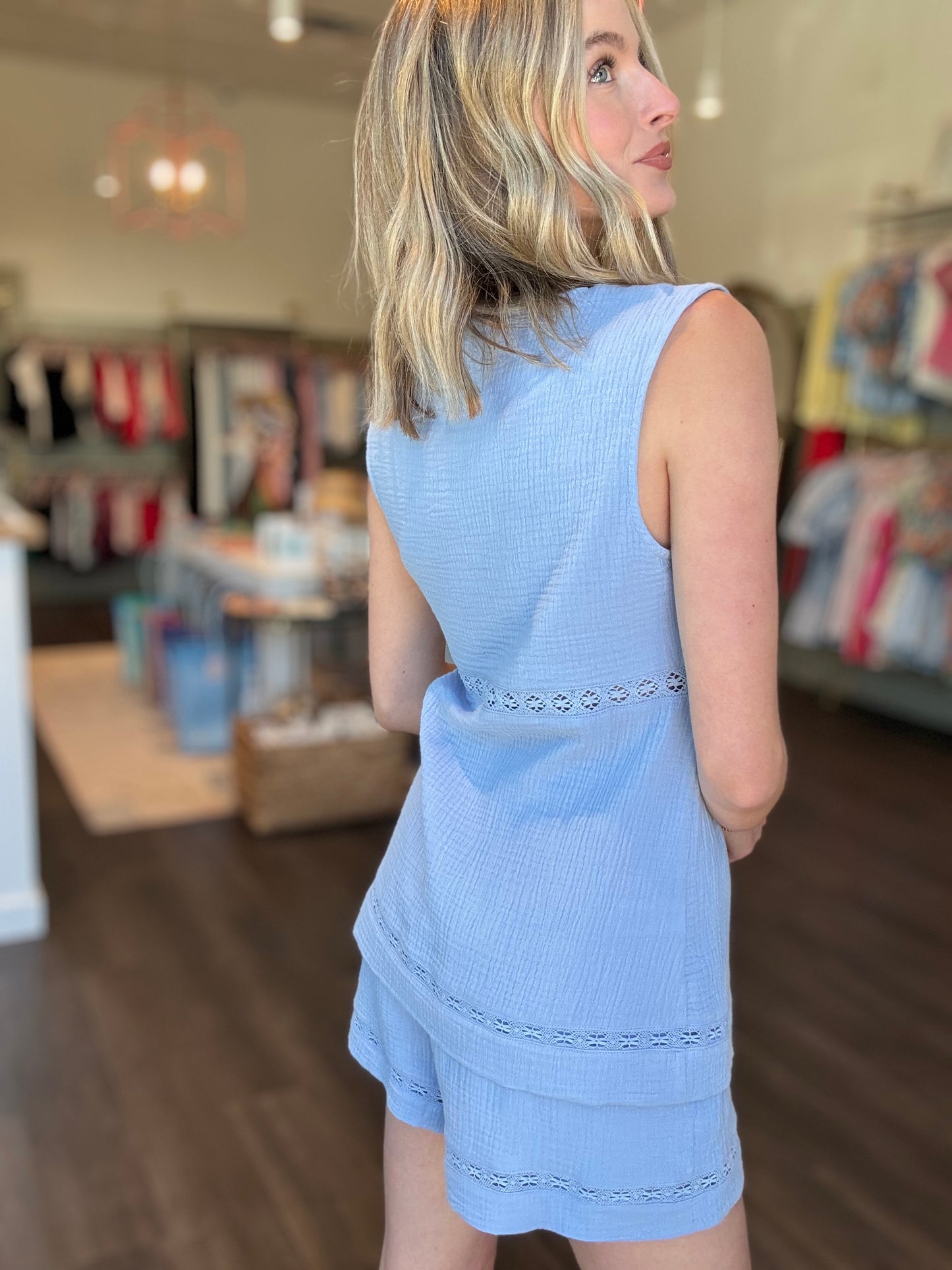 Gauze Trim Sleeveless Set