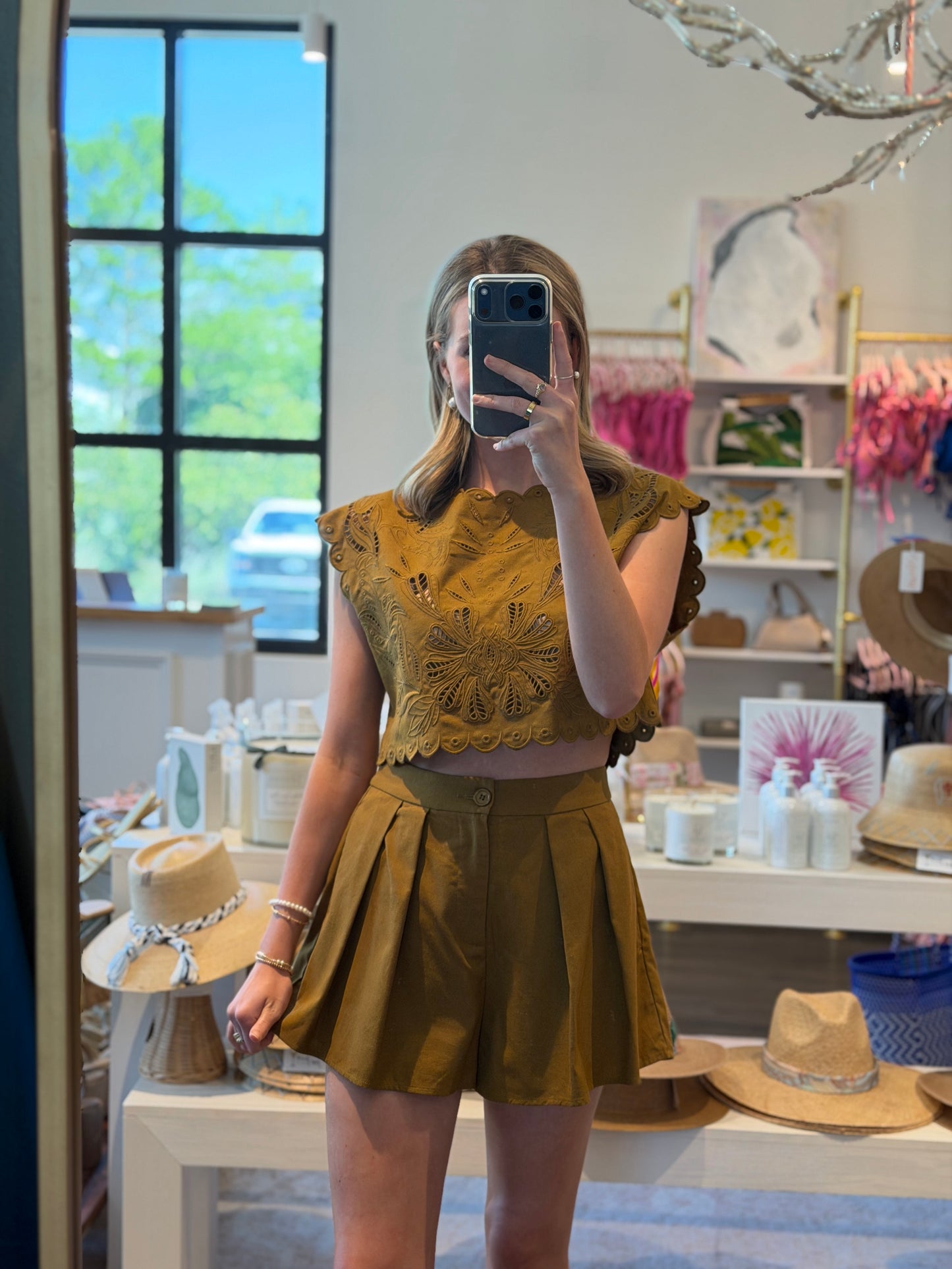 Shanna Embroidery Crop Set in Dijon