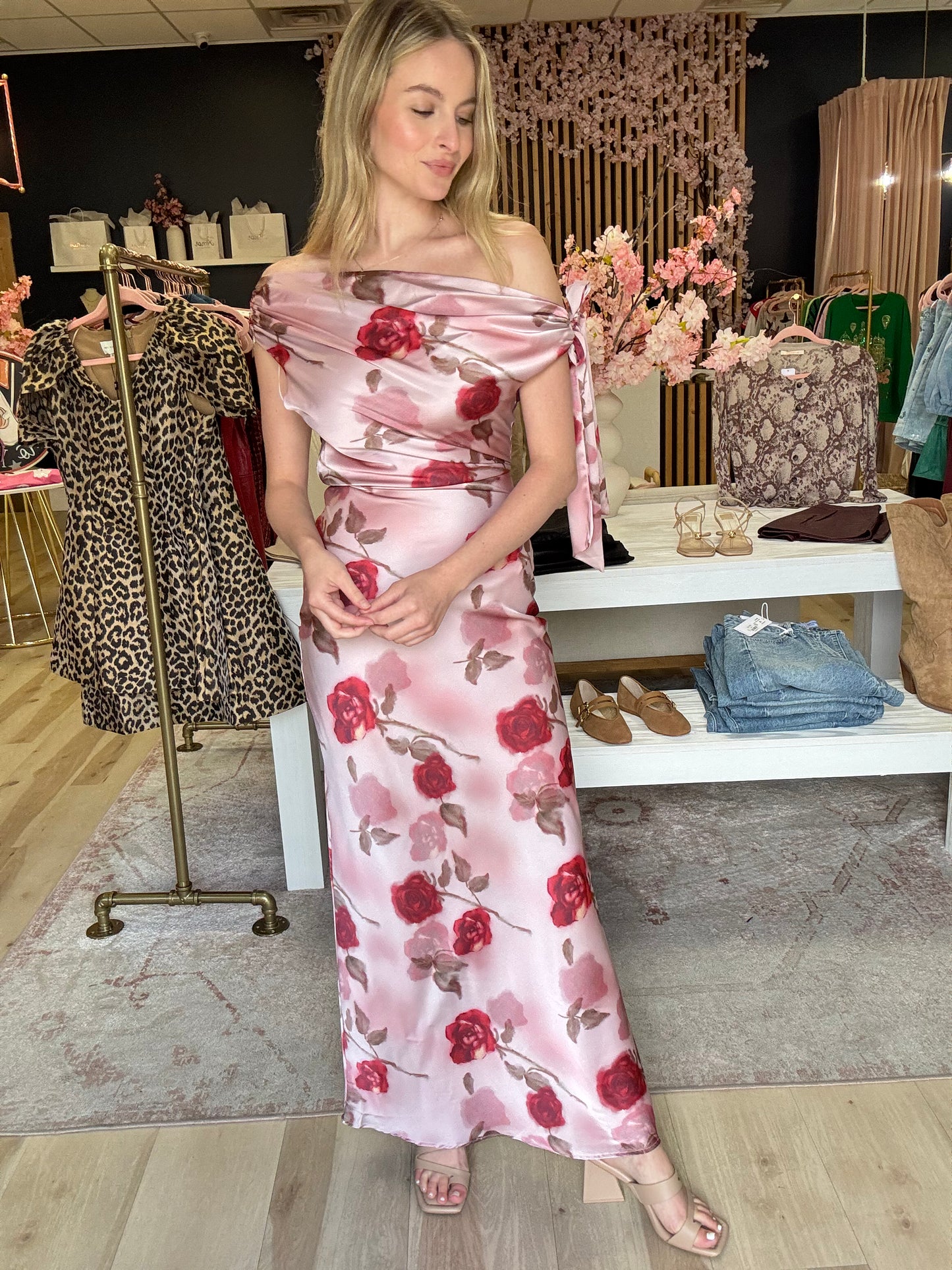 Remie Floral Satin Dress in Mauve