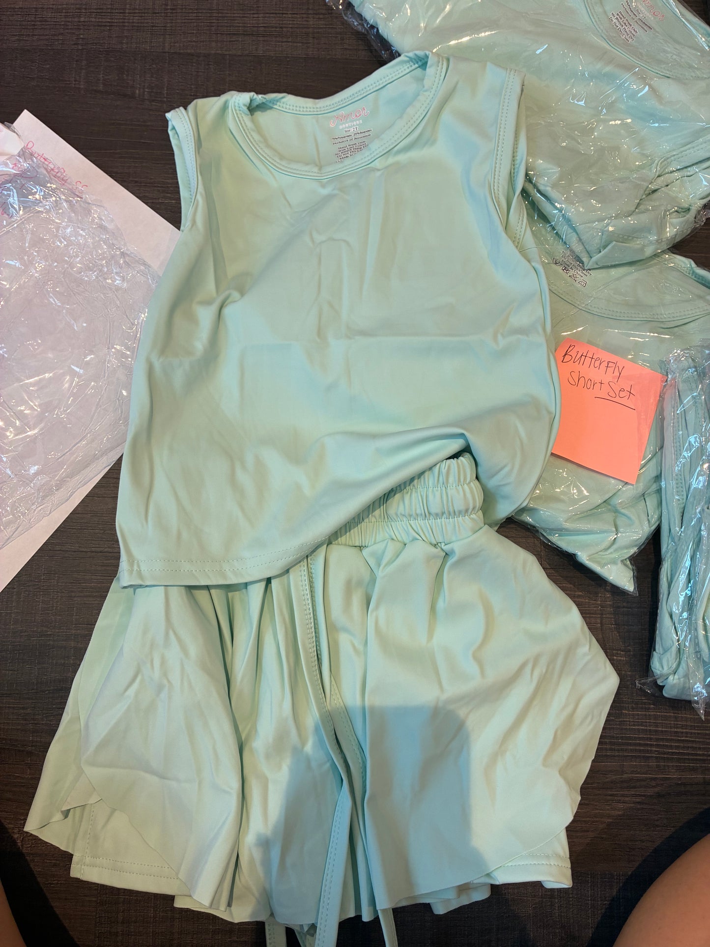 Girls Butterfly Short Set (multiple colors)