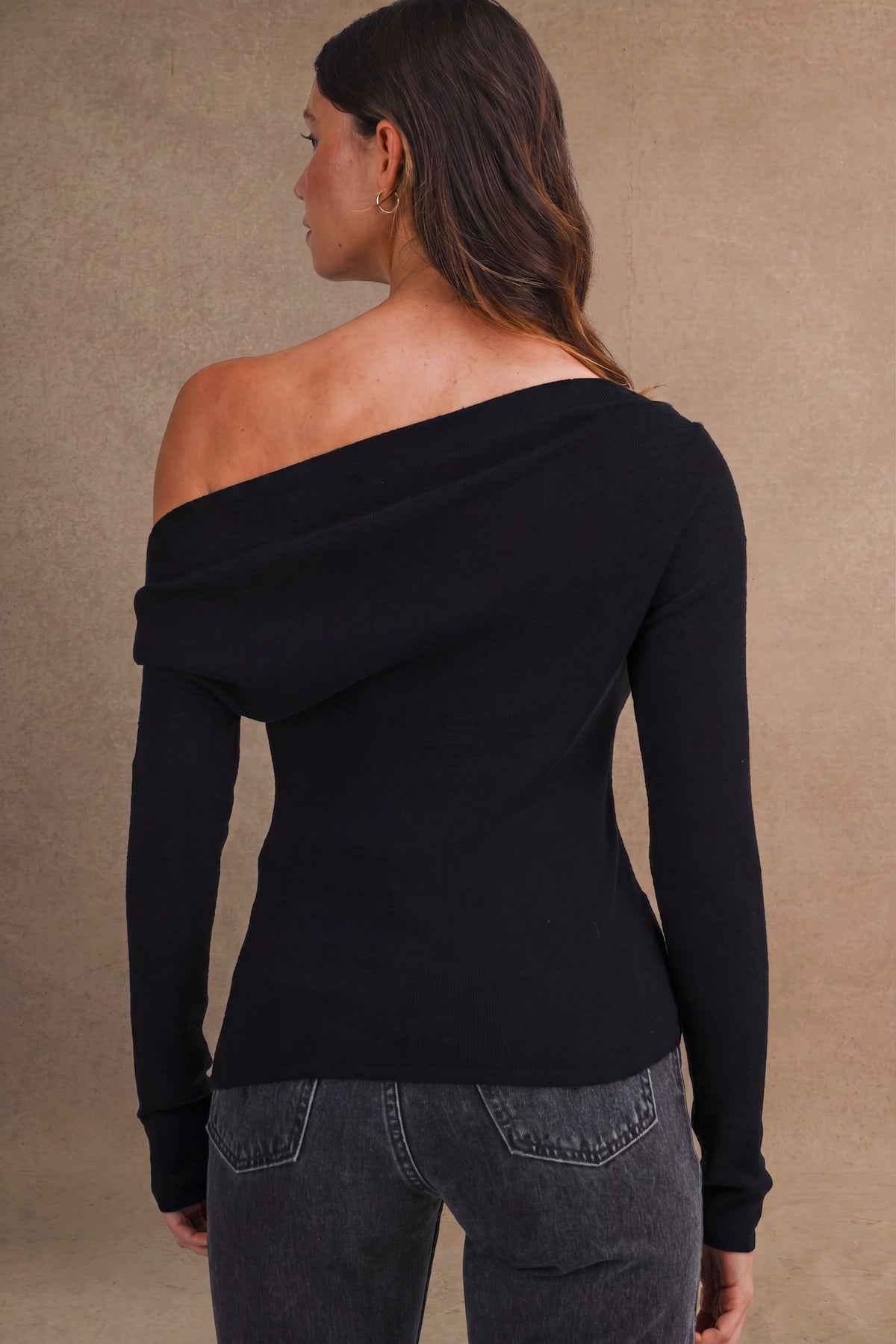 Knit Asymmetrical Top In Black