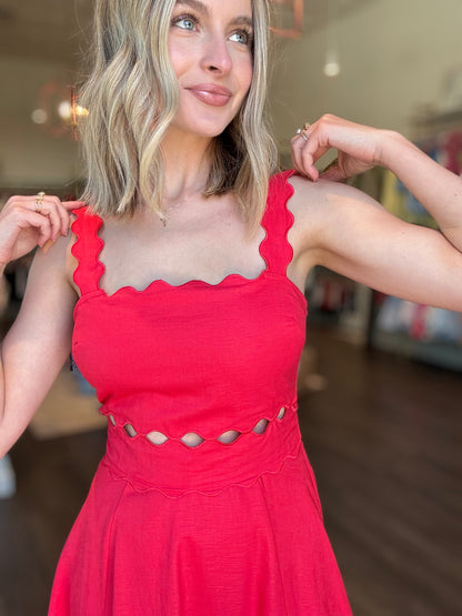 Scallop Detailed Midi Dress in Red