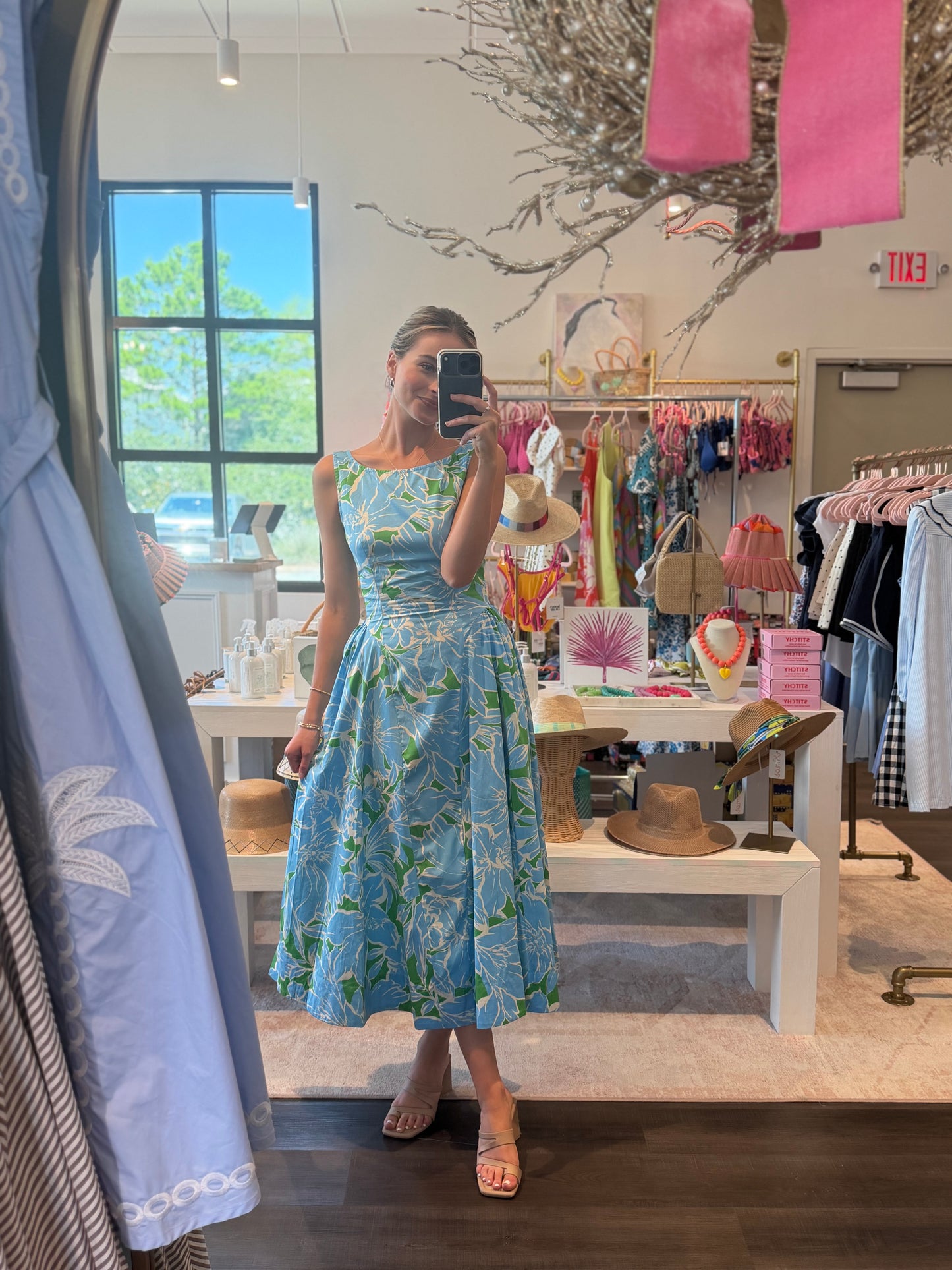 Floral Print Sleeveless Dress