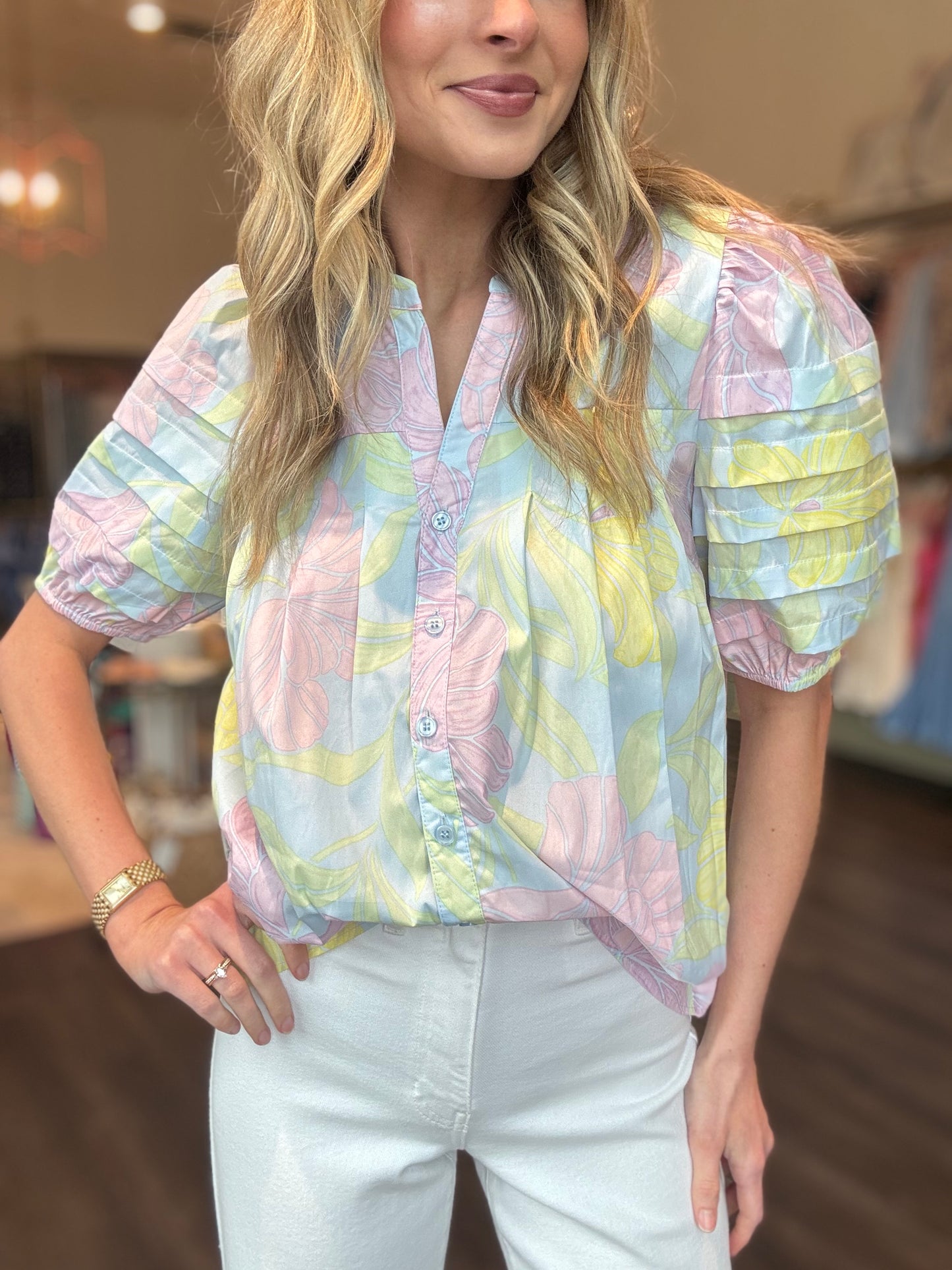 Sugarlips Brisa Floral Court Button Down Top