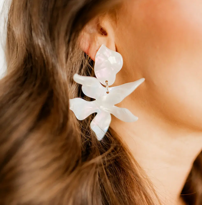 Flora Earrings Iridescent