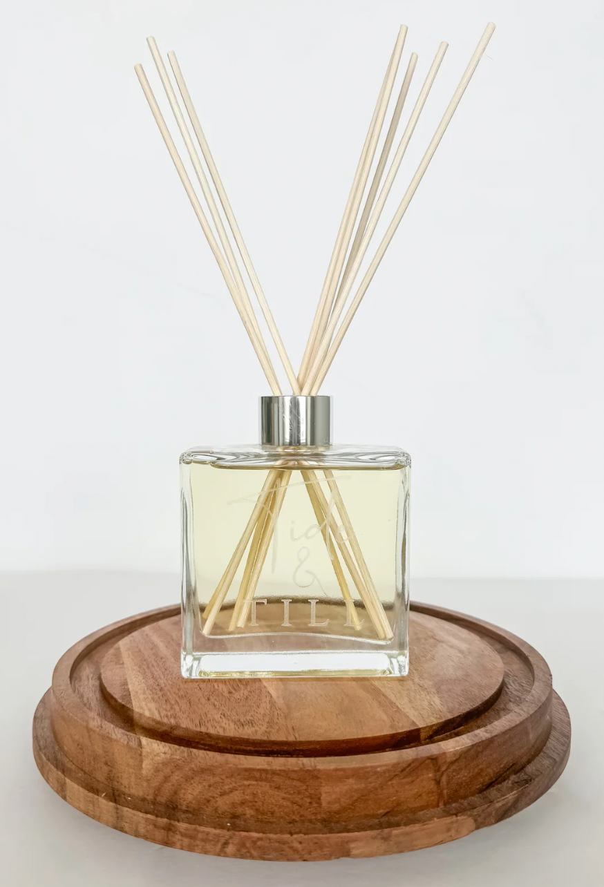 Tide and Till On Isla Time Reed Diffusers