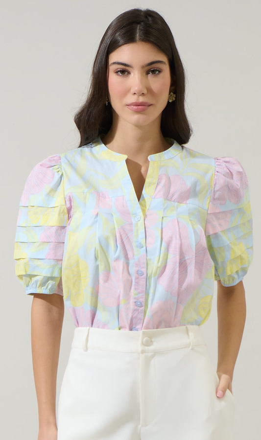 Sugarlips Brisa Floral Court Button Down Top