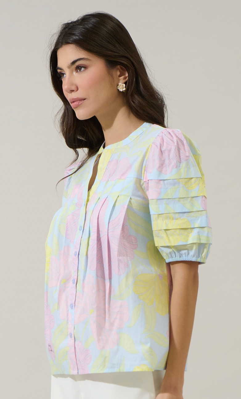 Sugarlips Brisa Floral Court Button Down Top