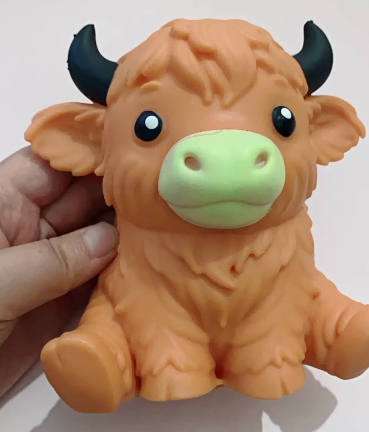 PREORDER LARGE HIGHLAND COW SQUISHY
