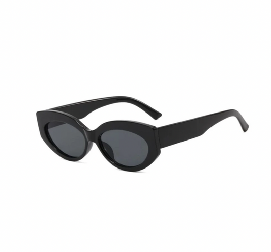 Hampton Sunglasses in Black