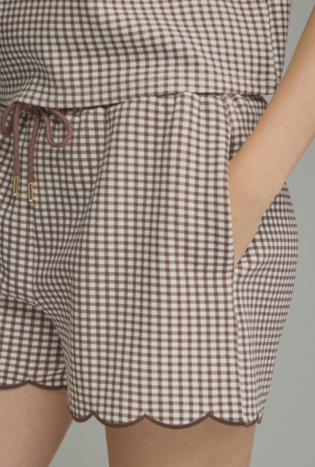 Brown Gingham Scalloped Short