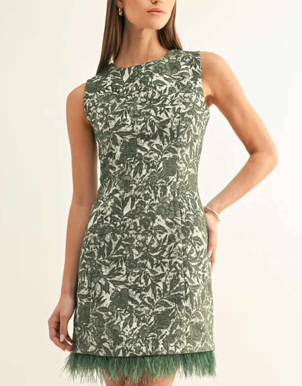 Adelyn Rae Dariel Faux Feather Hem Sleeveless Jacquard Mini Dress