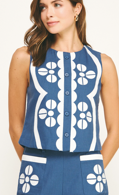 Contrast Embroidered Set (Red or Blue)