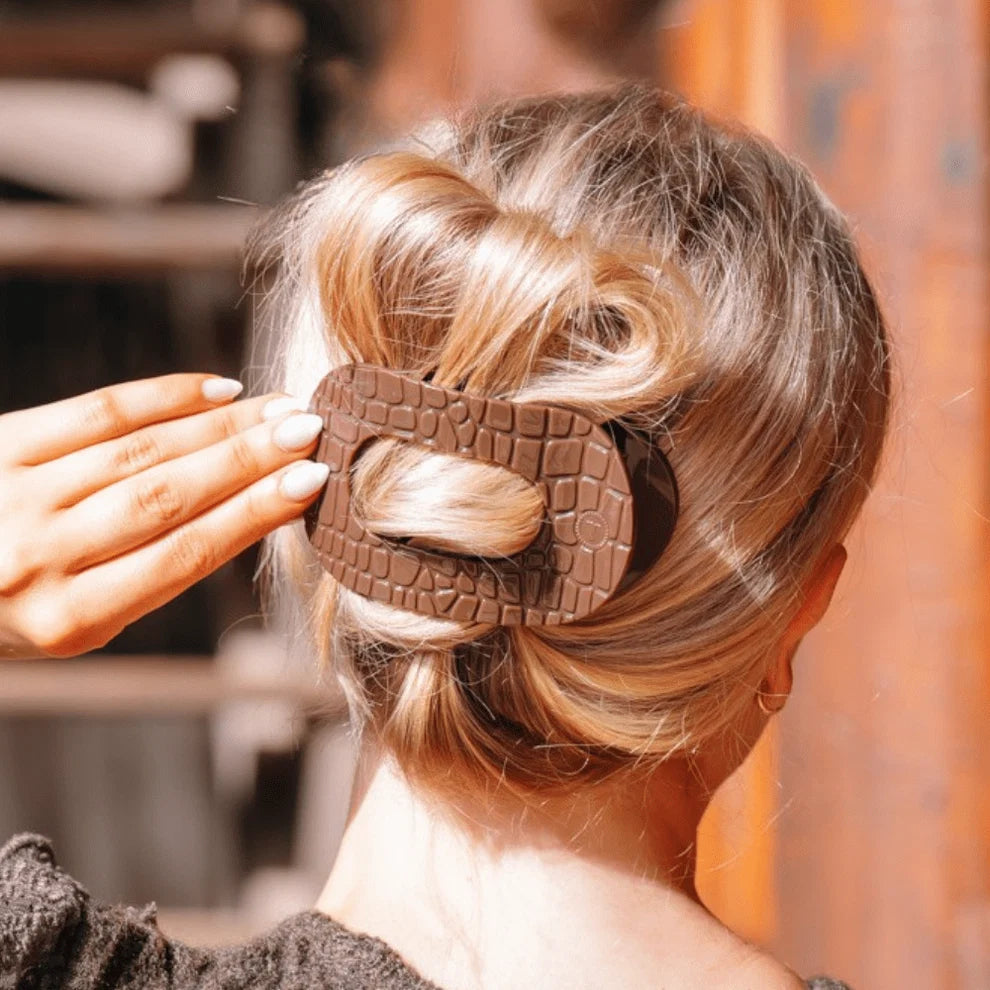 TELETIES: Brown Crocodile Large Flat Round Hair Clip