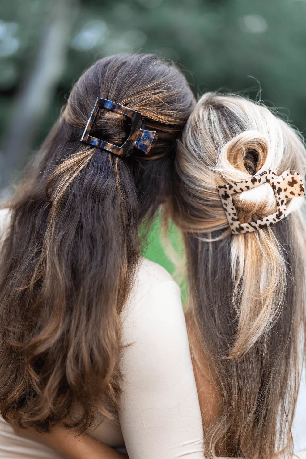 TELETIES: Tortoise Medium Flat Square Hair Clip